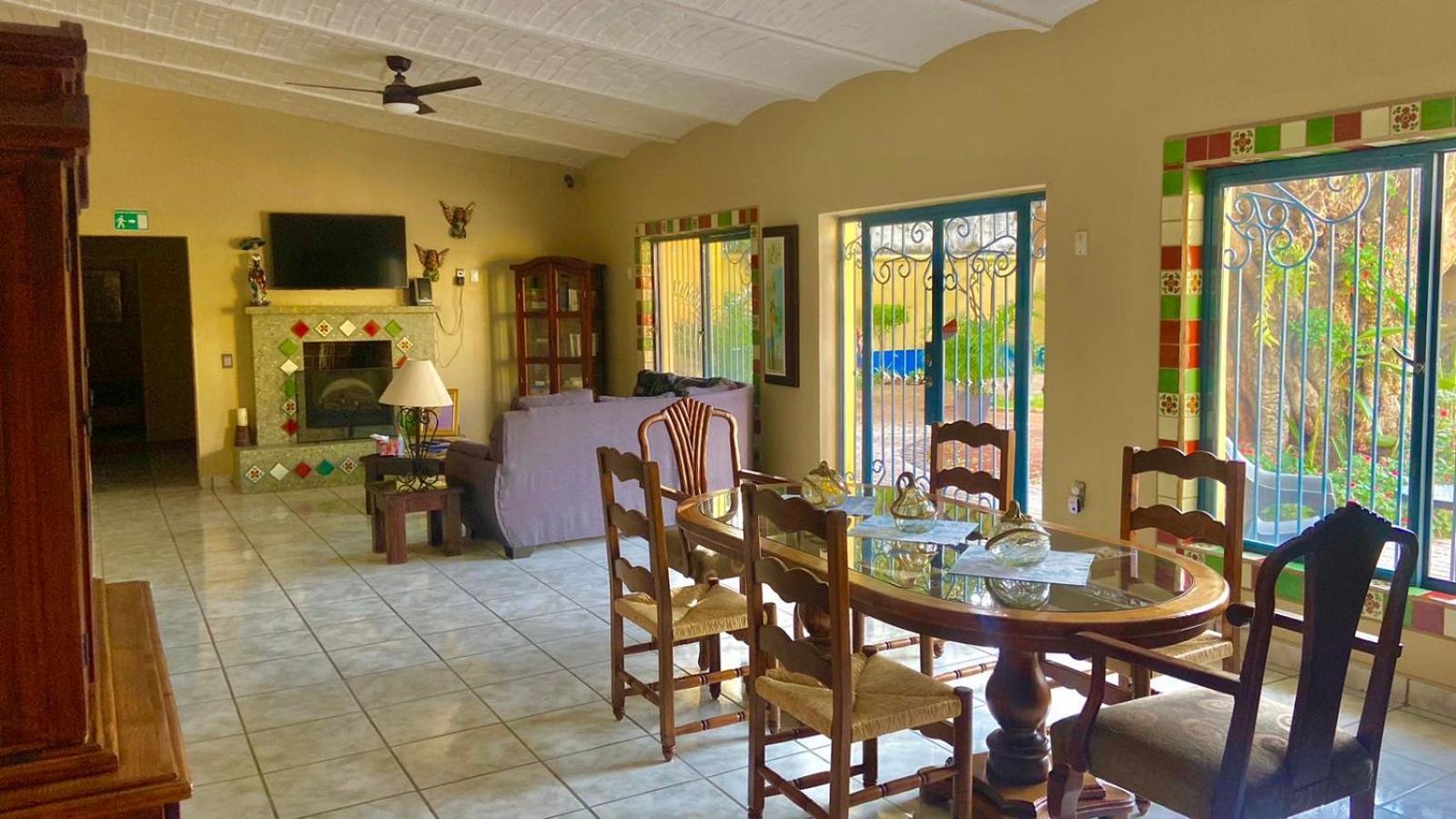 ホテル Casa Vida Bella チャパラ エクステリア 写真