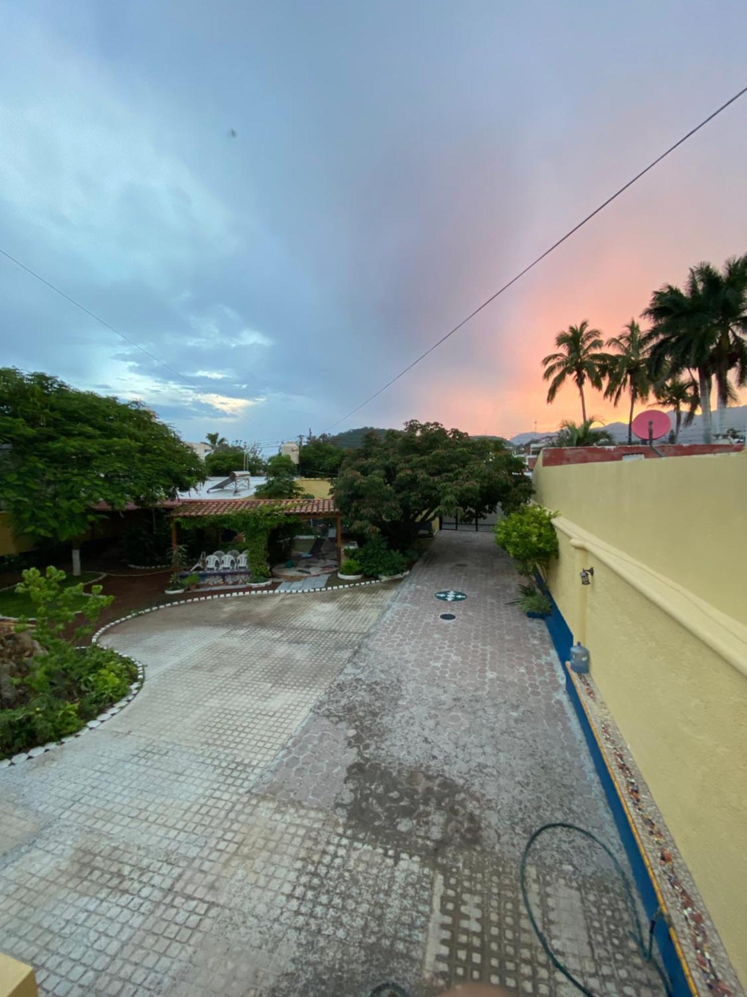 ホテル Casa Vida Bella チャパラ エクステリア 写真